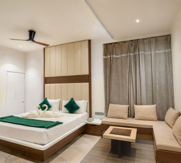 Luxury King Room